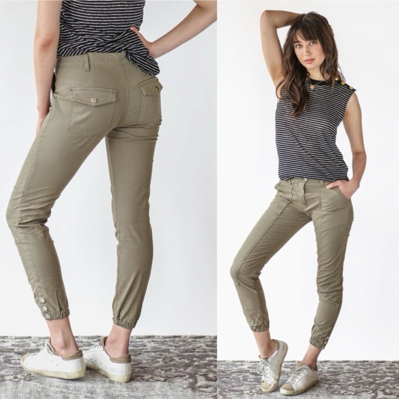 Veronica Beard Field 9.5” Cargo in Army‎ Pants Size 28